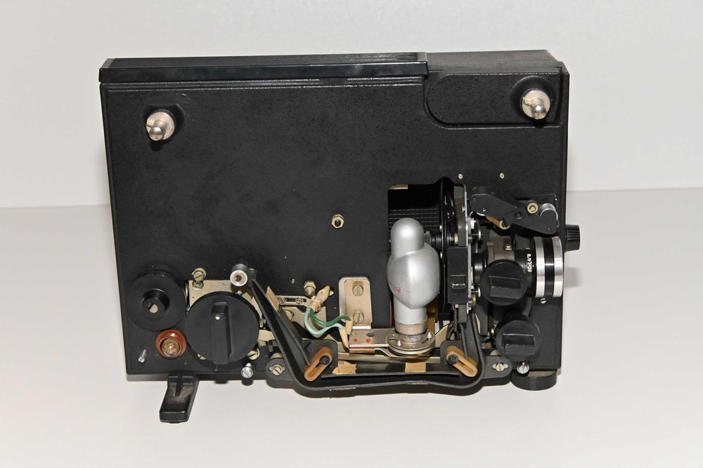 projektor filmowy 8mm WOŁNA3