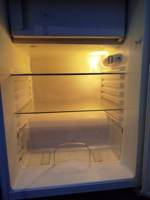 Холодильник б/у в хорошем состоянии с Германії