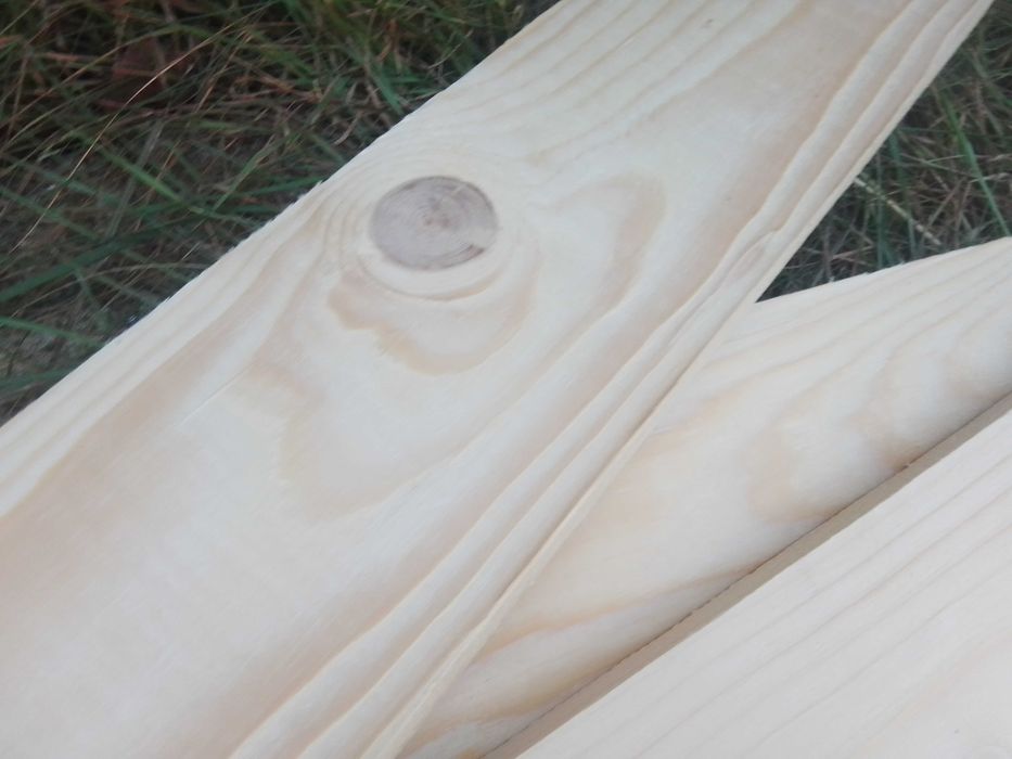 Deska heblowana świerk o szer. 12 cm