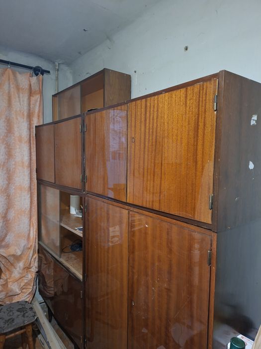 Віддам безкоштовно шафи