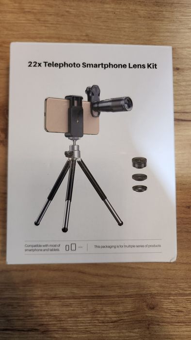 Zestaw obiektywów 4w1 do smartphonów i tabletów ze statywem Apexel