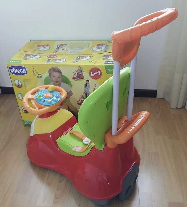 Chicco Carrinho Andador Quattro - 4 em 1