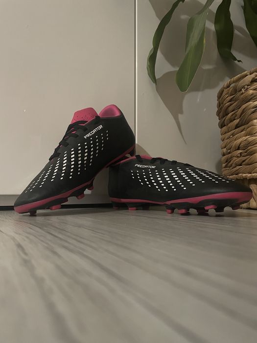 Korki Adidas stan bardzo dobry