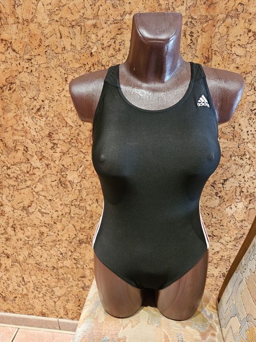 Strój Adidas jednoczęściowy  M