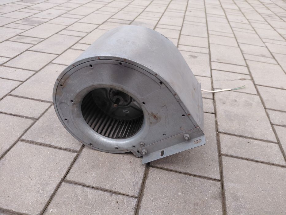 Wentylator promieniowy dmuchawa  230 v