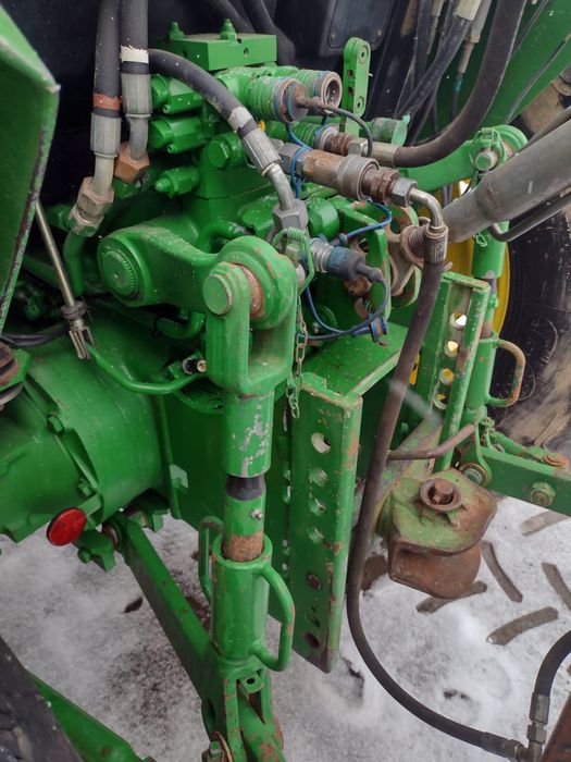 Ciagnik rolniczy John Deere 5415