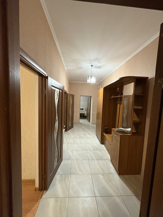 Продається( здається в оренду)  двухкімнатна  квартира в с Макарів Киівська область