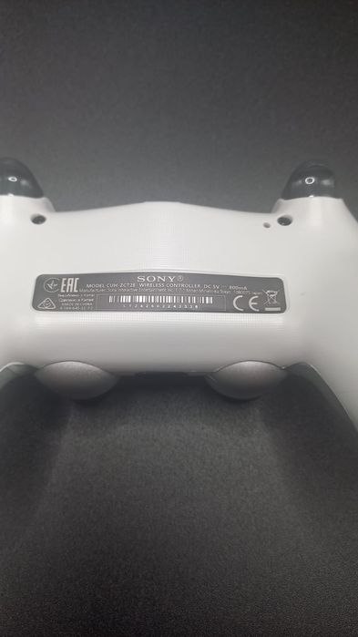 Comando PS4 Prateado