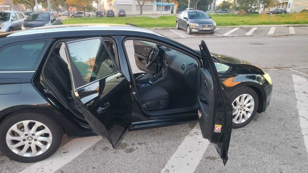 Seat Leon impecável