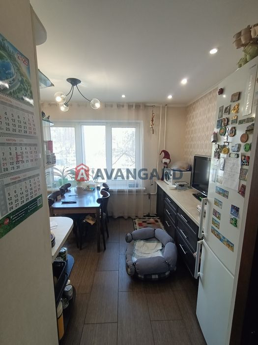 Продам 3шку на космосі! Сертифіка ТАК!