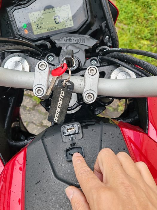 Moto benelli 250 cc