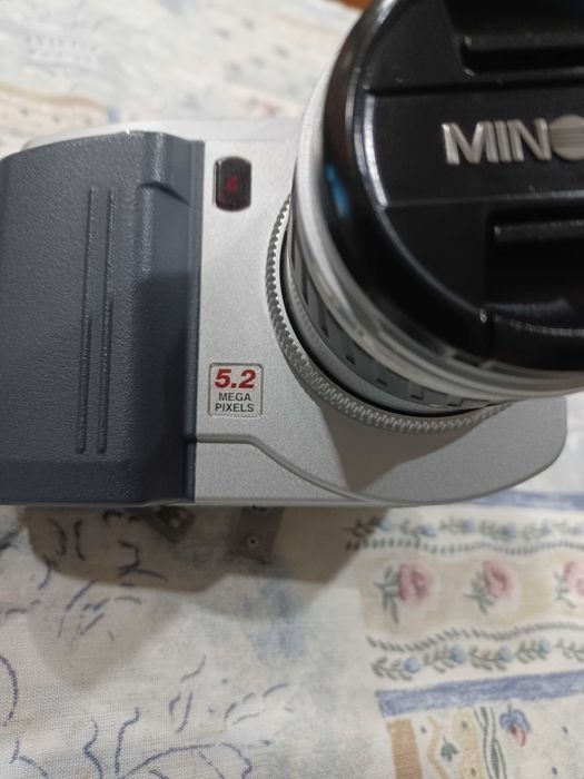 Máquina fotográfica Minolta