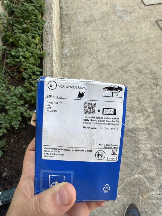 Pastilhas travão traseira NOVAS, na caixa, com acessórios nunca usado.