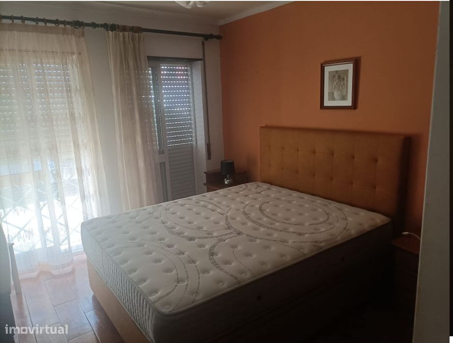 Apartamento T1 - Mobilado
