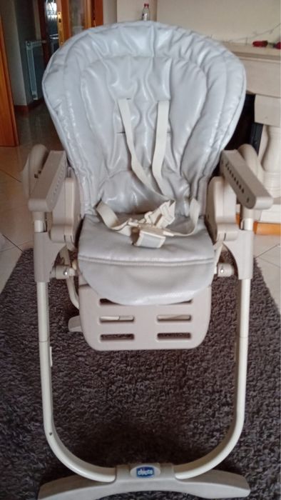 Cadeira de alimentação