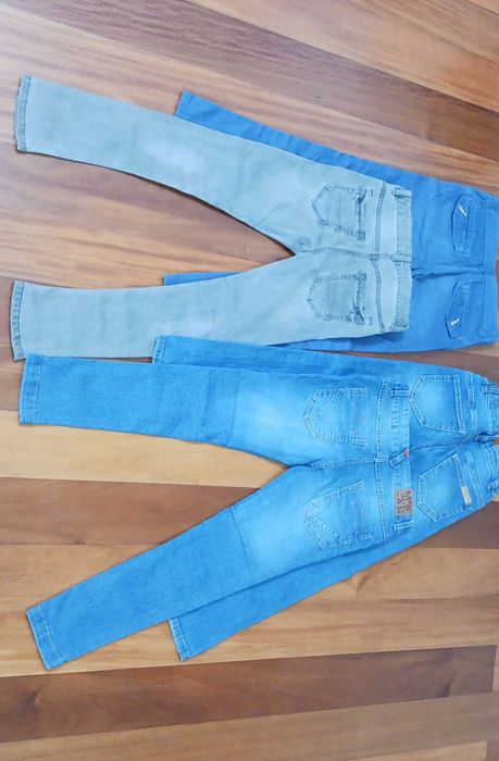 4 Calças de ganga para criança  - 7/8 anos