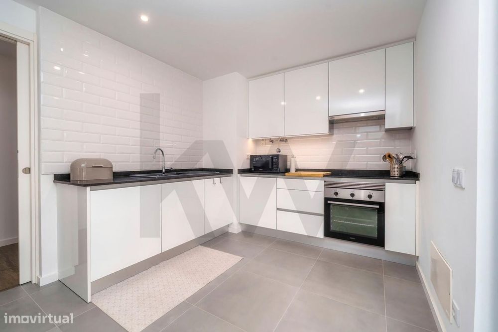 Apartamento T2 de construção recente, localizado no centro da cidade
