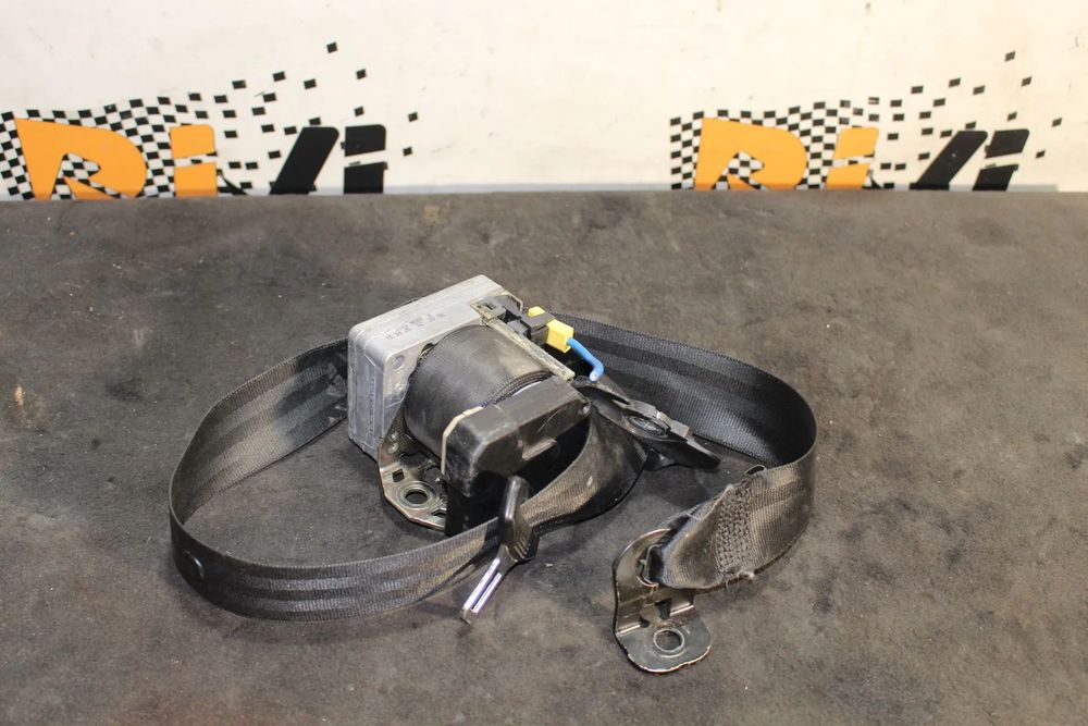Cinto frente direito SEAT Leon (1M1)