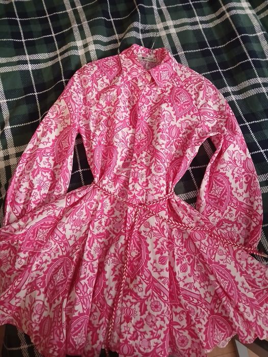 Сукня рожева з пояском