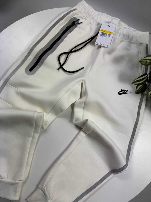 Костюм Nike Tech Fleece/Костюм Найкт Теч Фліс/Costume Nike Tech Fleece