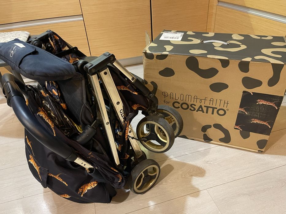 Cossato прогулянкова коляска