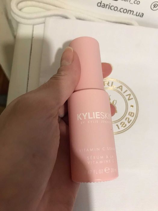 Набор по уходу за кожей Kylie Skin KYLIESKIN Кайли Скин пенка сыворотк