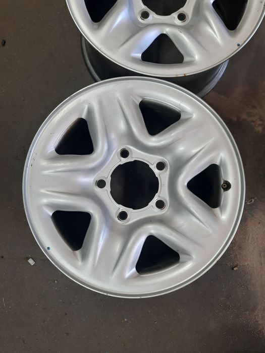 (089) Felga 17" 5x150 8j - Toyota Land Cruiser