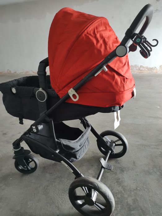 Carrinho de bebé 2 em 1 -Alcofa e carrinho de passeio
