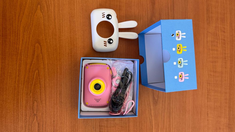 Дитячий фотоапарат рожево-жовтий. Новий