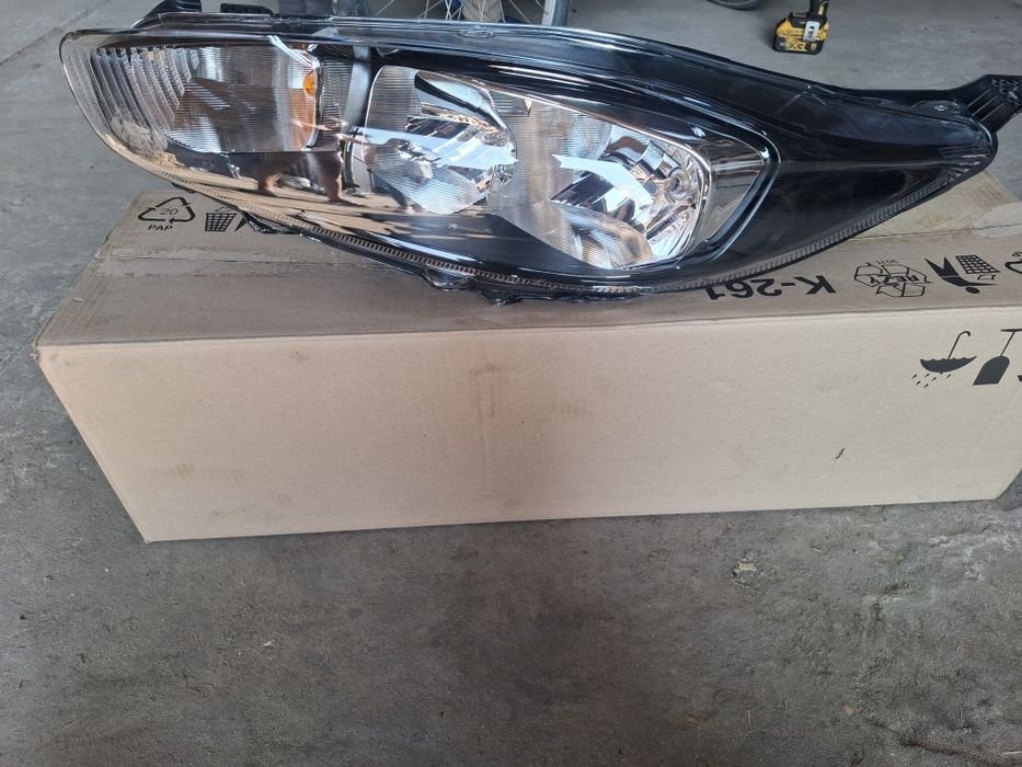 Фара ліва FORD FIESTA 2013-2017 (LED) HMPX HMP C1BB 13W030 CG