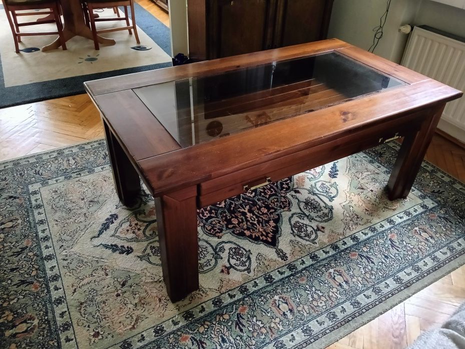 Stół kawowy z litego drewna