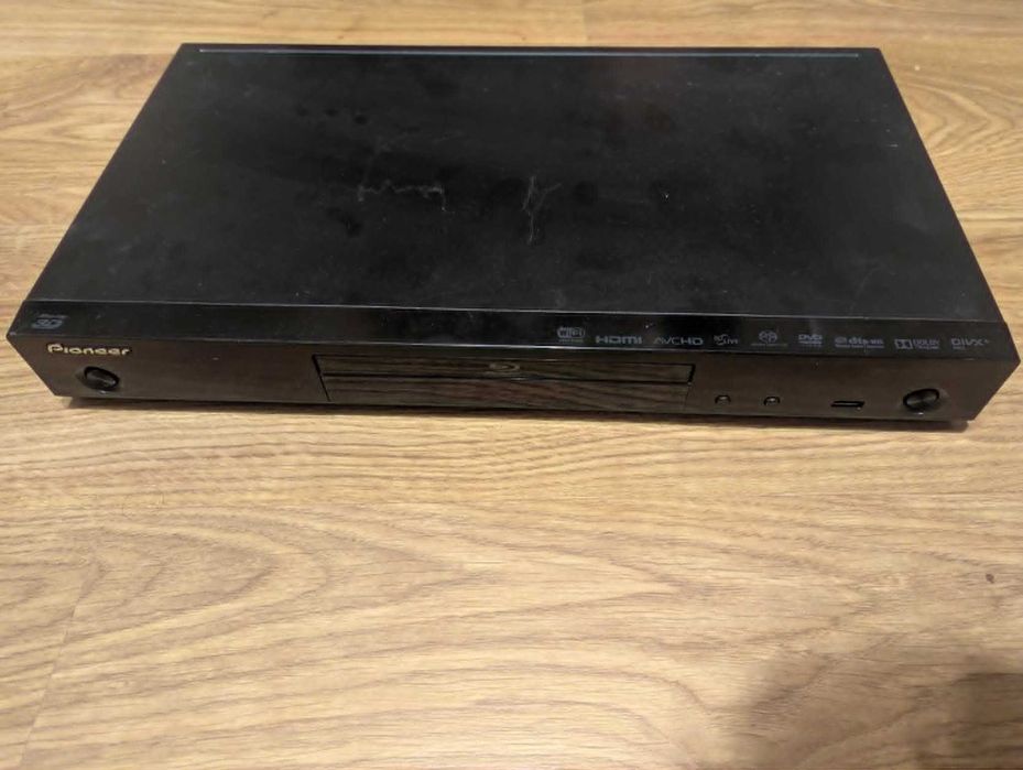 Pioneer BDP-160 Blu-ray Disc Player
