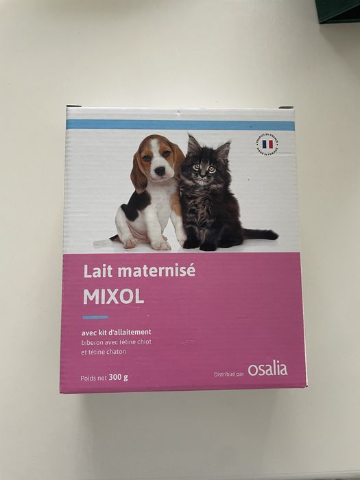 Leite Mixol para cães e gatos bebés
