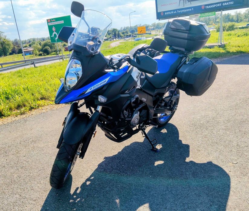 Suzuki V-STROM 650 salon PL, super stan, akcesoria