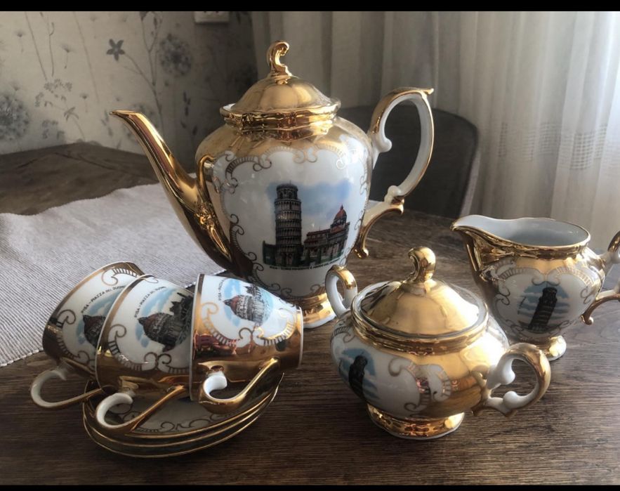Сервиз чайный красивый