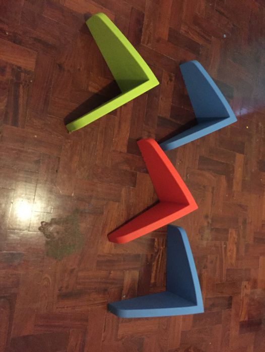 Prateleiras IKEA como novas