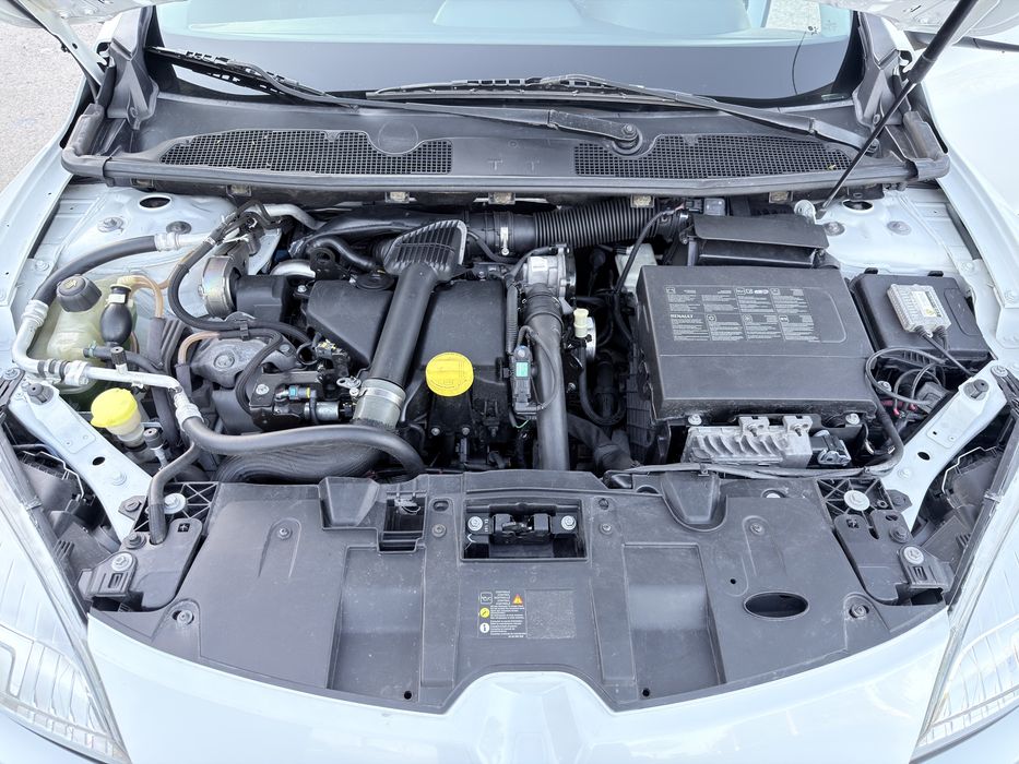 Renault  Megane 2013г.1.5 TDI АКПП