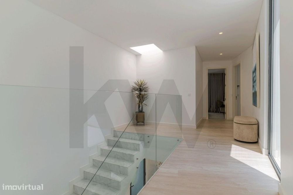 Diamond House | Moradia T4 com Piscina e Vista Mar – Funchal