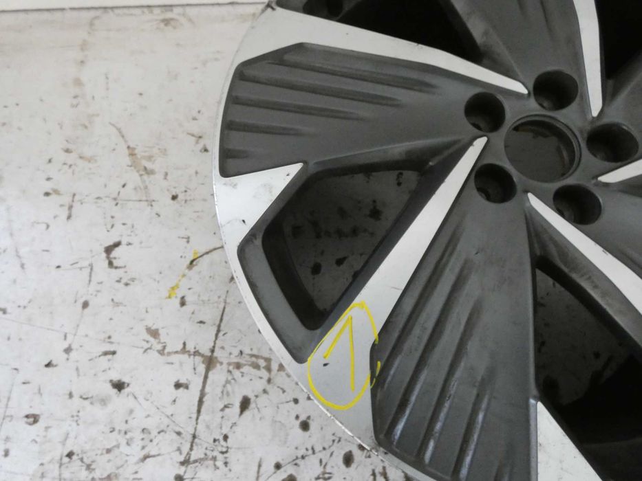 SEAT ARONA Alufelga 5x100 7J ET47 R18 KJ7 6F9 6F9601025G Gorlice