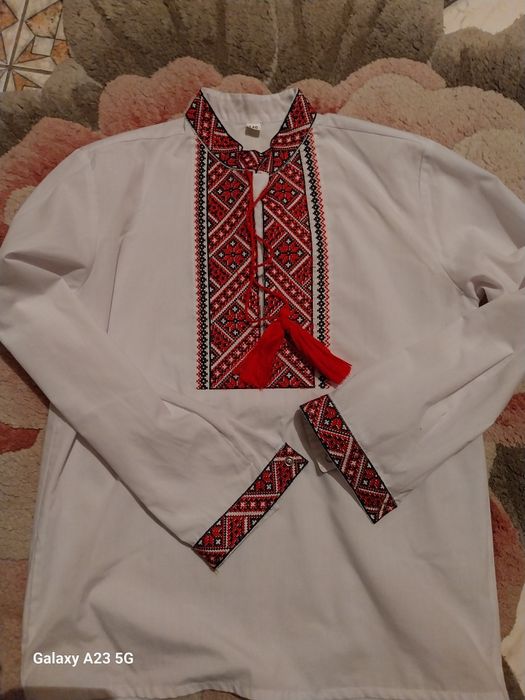 Продам вишиванку