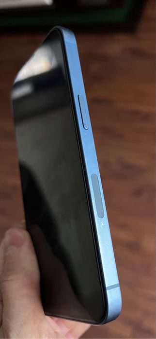 iPhone 13  128ГБ  neverlock