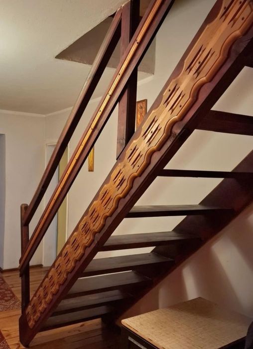 Schody bukowe na piętro