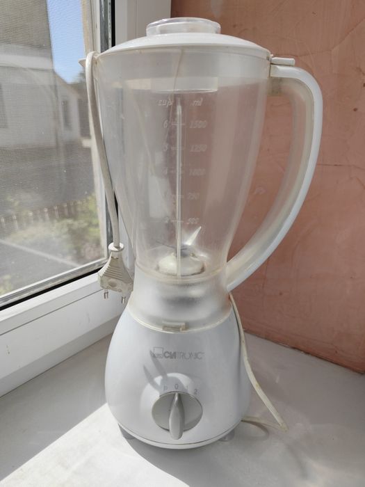 Блендер, шейкер смузі