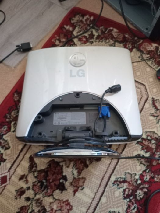 Монітор LG робочий