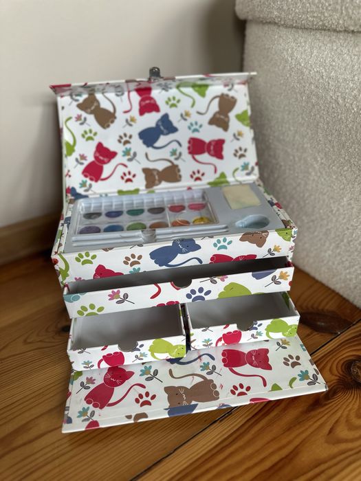 Szkatółka dziecieca