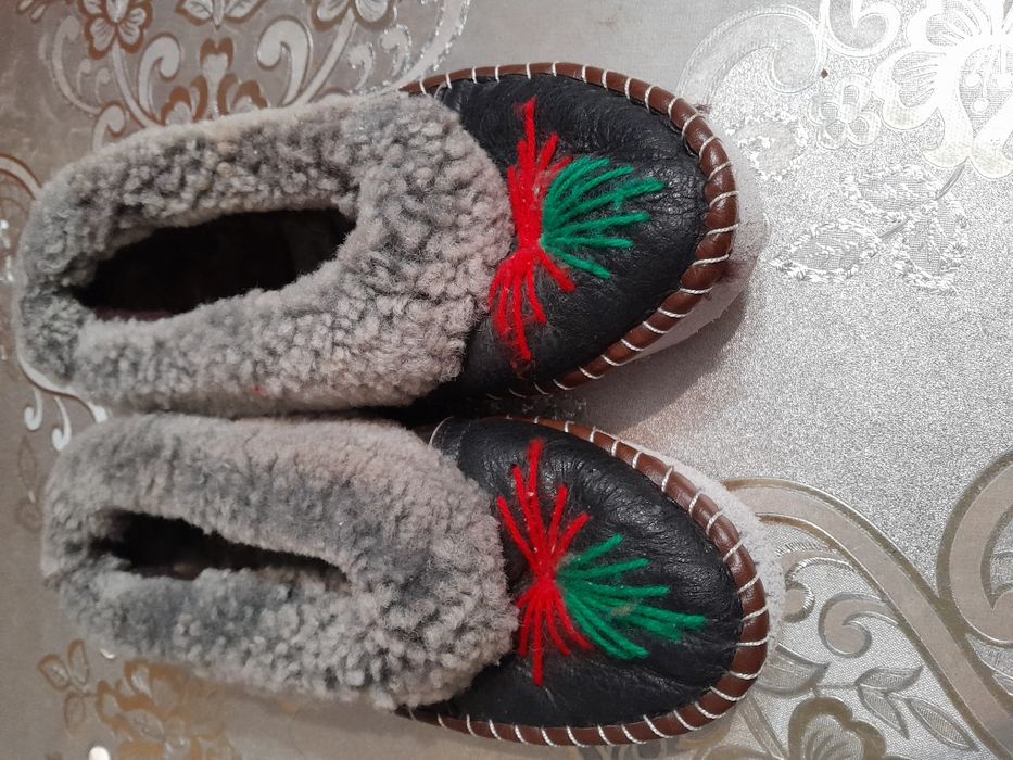 Bambosze Kapcie Wełniane Ciapy PANTOFLE Z WEŁNĄ Ciepłe Skórzane FOREST