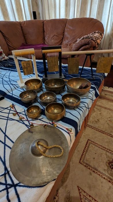 Ковані тибетські чаші