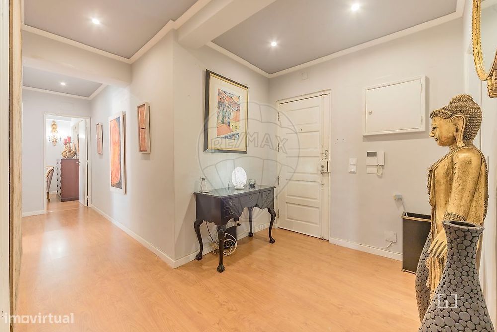 Apartamento T2 para venda — Mina De Água, Lisboa