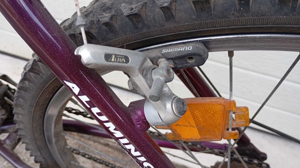 Bicicleta de Montanha 1994, em alumínio/magnésio, Shimano Altus.