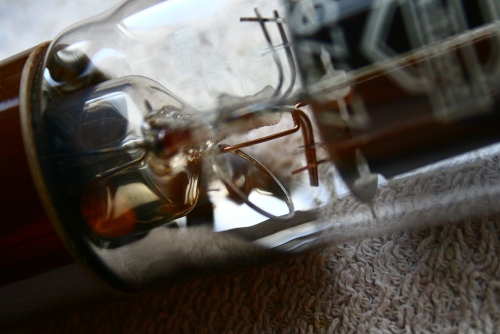 GZ37 Mullard NOS -NEW-testado METRIX 310D